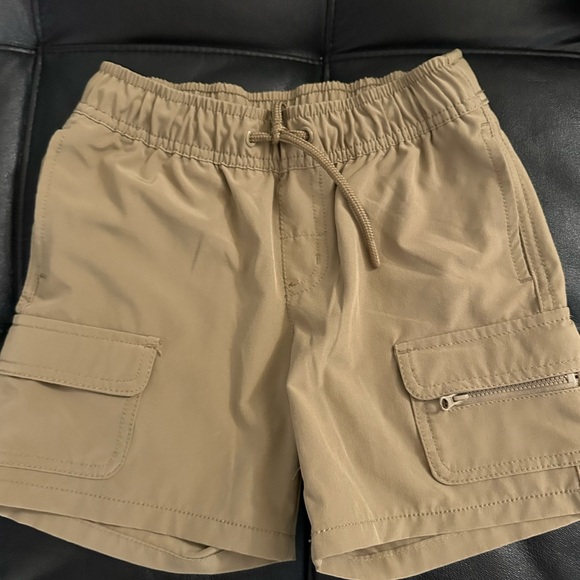 Boys assorted shorts (assorted sizes 4T through 6-7) - Picture 10 of 13